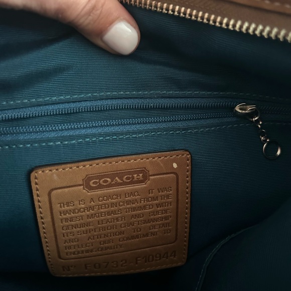 Coach purse like new, used once. - Picture 4 of 5